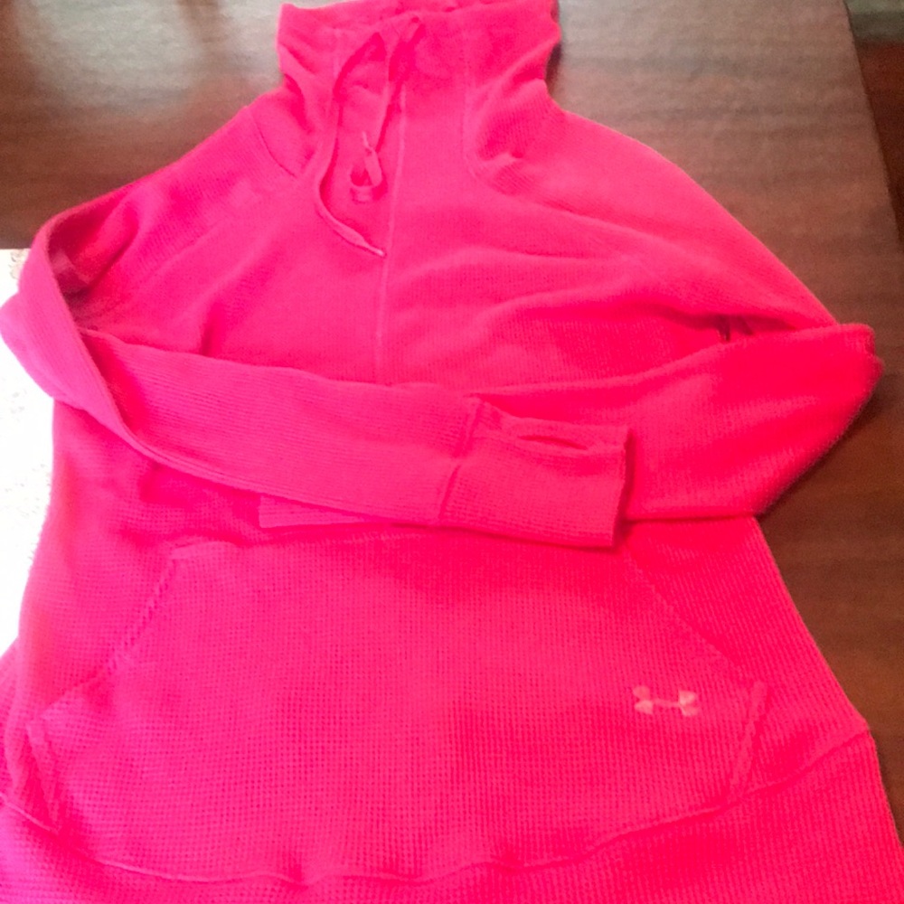 Under Armour ladies sweatshirt size Med . Used but like new